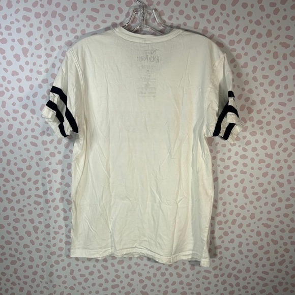 Harry Potter Hogwarts Alumni T Shirt Mens Sz M Wizarding World Universal Studios - Picture 2 of 8